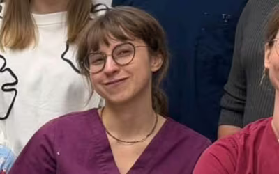 dr Julia na szkoleniu z Ultrasonografii jamy brzusznej psów i kotów
